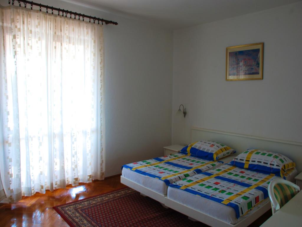 Nada Apartments Porec Exterior photo