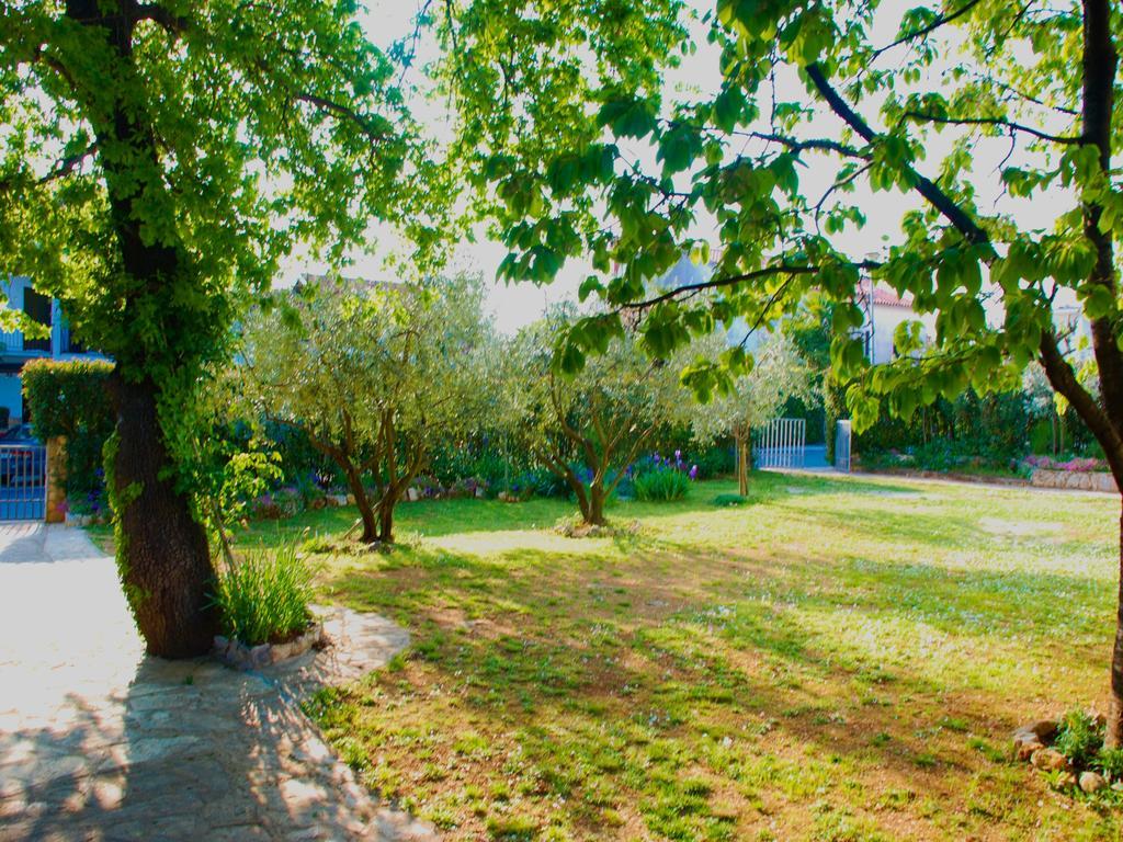 Nada Apartments Porec Exterior photo