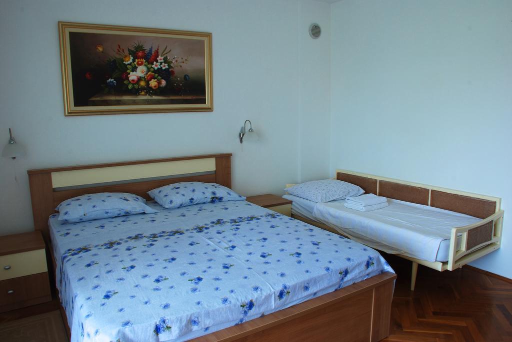Nada Apartments Porec Exterior photo